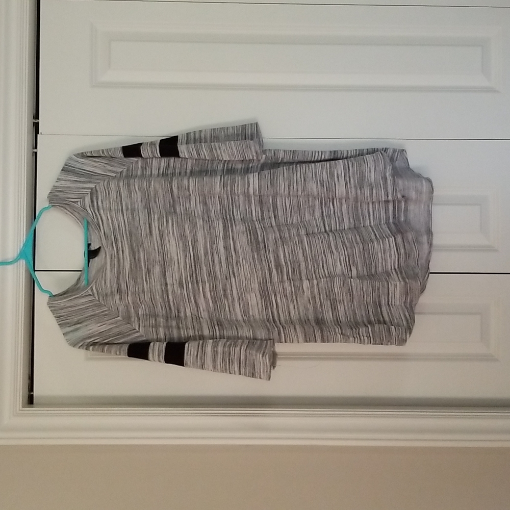 Forever 21 Black, White, and Gray Shirt Dress Large